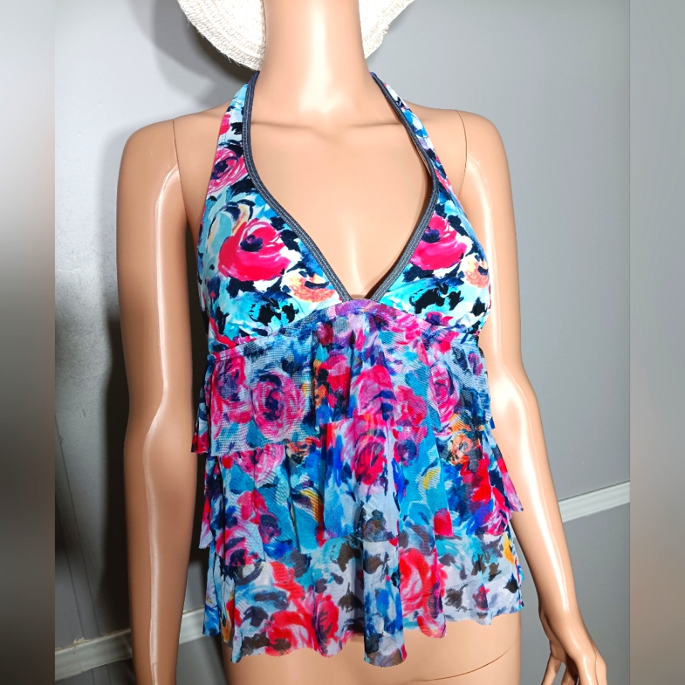Size Medium Tankini Top
